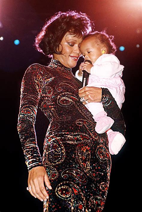 Whitney Houston Pregnant 1993