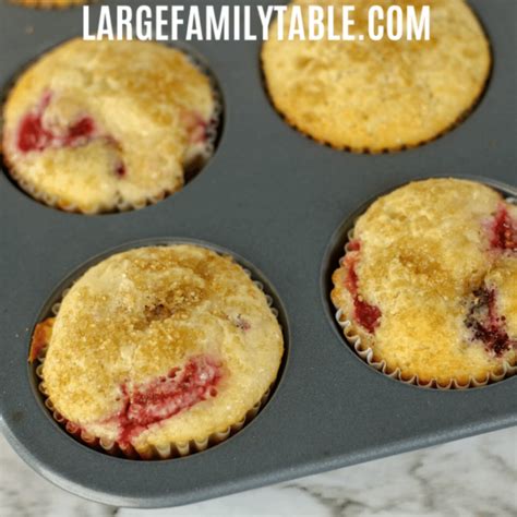 Homemade Mixed Berry Muffins Recipe | LargeFamilyTable.Com