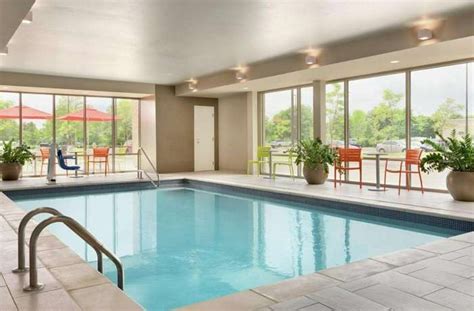 The 20 Best Hotels with Indoor Pools in Columbus, Ohio