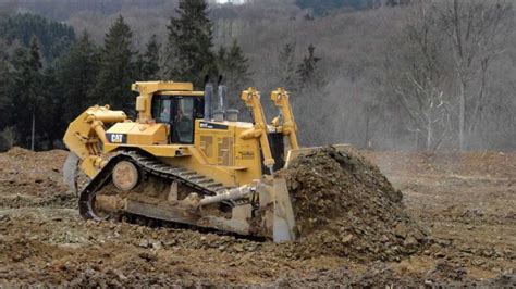 Caterpillar D11T bulldozer - YouTube