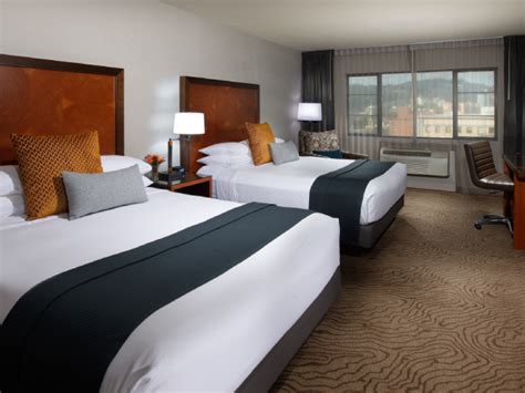 Portland Hotel Rooms | Suites | The Paramount Hotel