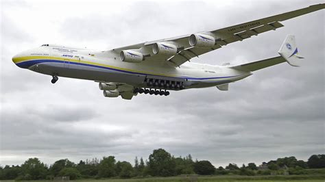 Antonov 225 landing & takeoff at close quarters! - YouTube