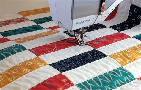 Simple Strips Quilt-along Part 4 - Decorative Stitch Machine Quilting - WeAllSew
