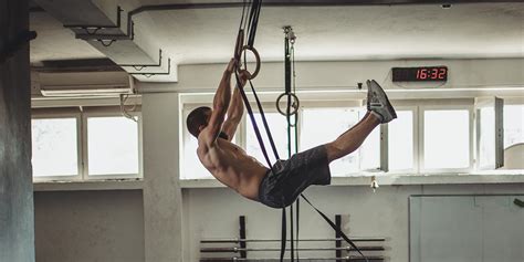 10 Key Calisthenics Equipment Items You Need | LADDER