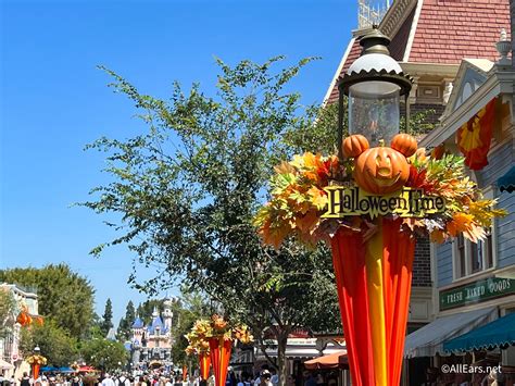 PHOTOS: Check Out Disneyland's Halloween Decorations! - AllEars.Net ...