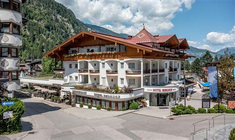 Berghof Mayrhofen (Mayrhofen, Zillertal) ᐅ Hotel günstig buchen | CHECK24