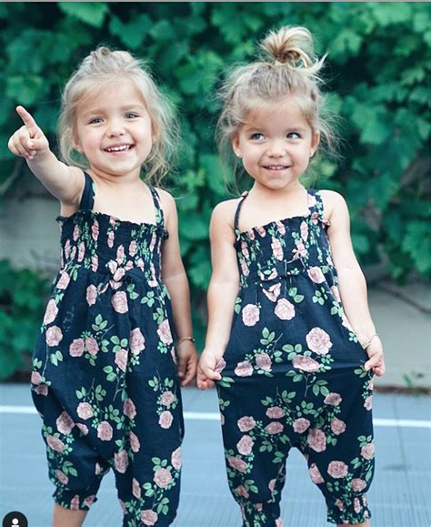 SO CUTE TWINS | Taytum and oakley, Twin girls outfits, Cute outfits for kids