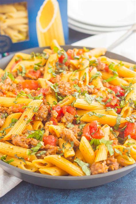 Tomato Basil Pasta with Italian Sausage | FaveSouthernRecipes.com