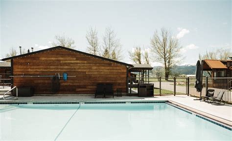 Teton Valley Resort Pool: Pictures & Reviews - Tripadvisor