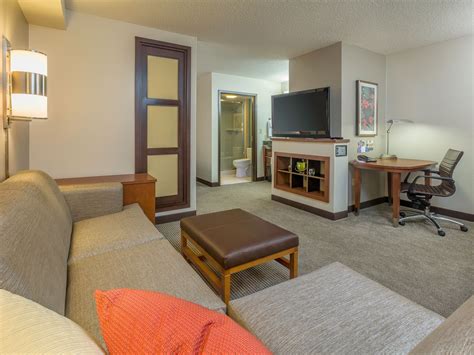 Pet-Friendly Hotel Near The Domain| Hyatt Place Austin / Arboretum – Domain Area