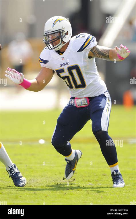 Manti te'o chargers hi-res stock photography and images - Alamy