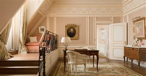 Ritz Paris: l’hôtel mythique rouvre enfin ses portes | Profession Voyages