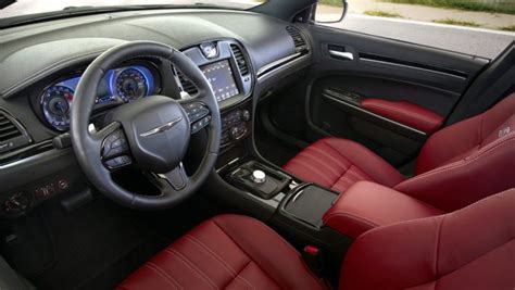 What’s Inside the 2021 Chrysler 300? - Jeff D'Ambrosio Chrysler Jeep ...