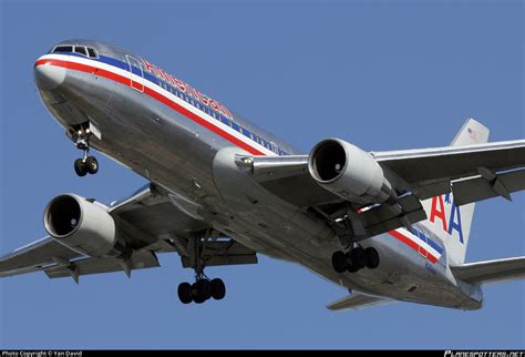 N324AA American Airlines Boeing 767-223ER Photo by Yan David | ID ...