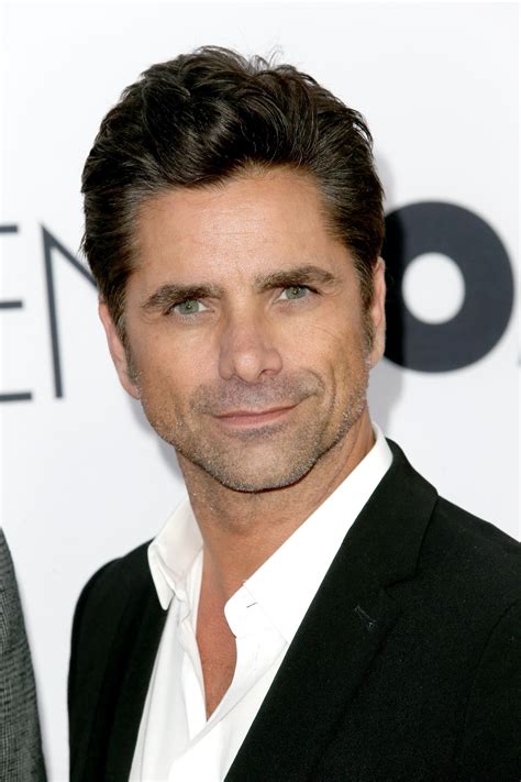 John Stamos & The Beach Boys Reunited To Perform A 'Full House ...