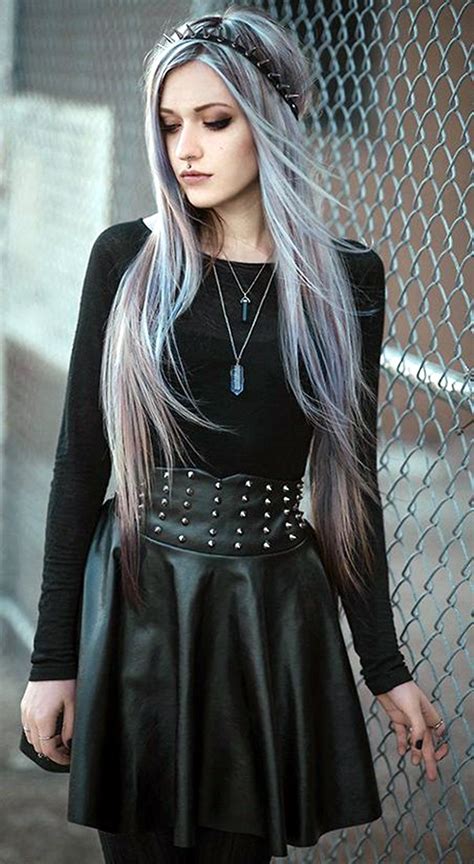 45 Notable Emo Style Outfits And Fashion Ideas