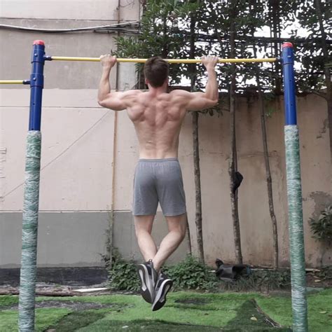 The Ultimate Pull Up Progression Plan for Beginners - SET FOR SET