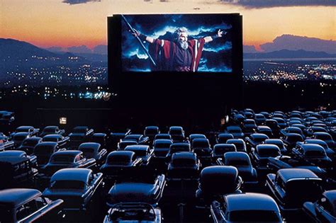 See a movie in a drive-in cinema | Drive in movie theater, Drive in ...