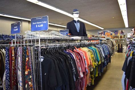 14 Reasons Why You Should Shop at a Thrift Store - Father Joe's Villages