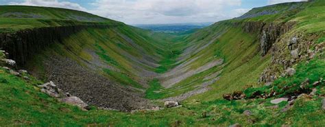 Pennine Way Accommodation Guide - TMBtent