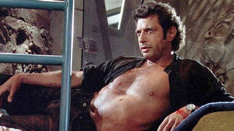 Jeff Goldblum Recreates Classic Jurassic Park Moment