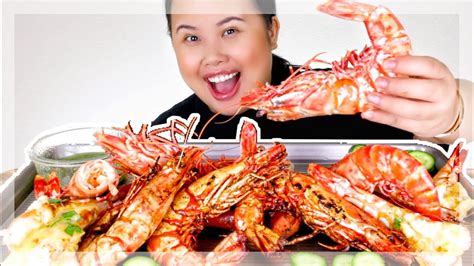 GIANT SHRIMP SEAFOOD BOIL MUKBANG 먹방 (TIGER SHRIMP) | EATING SHOW - YouTube