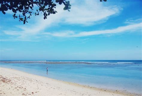 Gambar Pantai Ujung Genteng