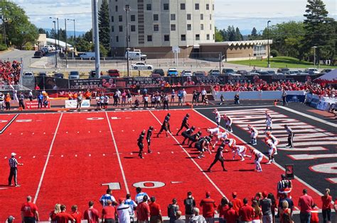 A Day in the Life: Eastern Washington University Football August 2014