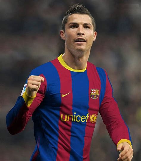 Cristiano Ronaldo has offered himself to Barcelona for 2020/21