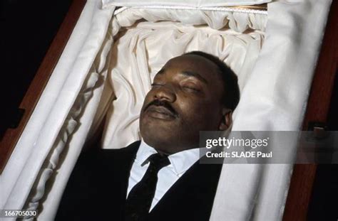 Martin Luther King Jr Funeral Photos and Premium High Res Pictures - Getty Images