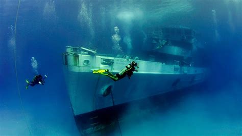 Best scuba diving sites in the Cayman Islands | Experience Caribbean