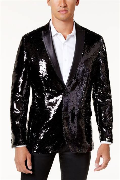 16 Best Prom Tuxedo and Suit Styles of 2020 - Cool Prom Outfits for Guys