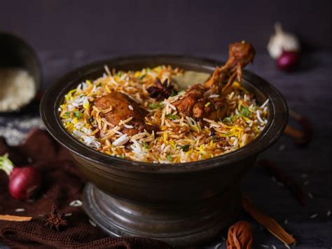 The Art of Pakistani Biryani: A Flavorful Journey – One Stop Halal