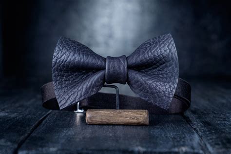 Best Man Bow Ties Black bow tie wedding bow tie husband | Etsy