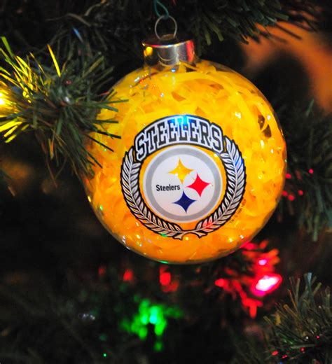 Christmas 2010 - Pittsburgh Steelers Christmas tree orname… | Flickr