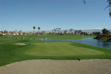 Desert Falls Country Club - Private desert country club and residential ...