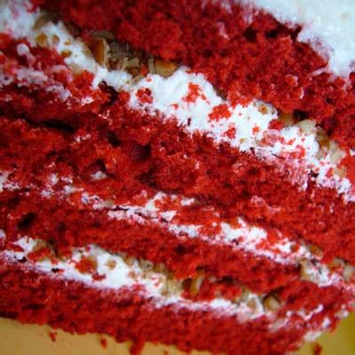 File:Red velvet cake flickr habitatgirl.jpg - Wikimedia Commons