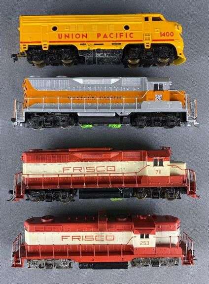 Group of 4 Assorted HO Scale Diesel Locomotives - Matthew Bullock ...