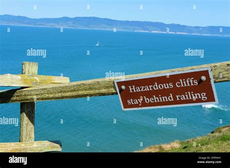 Stay behind railing hi-res stock photography and images - Alamy