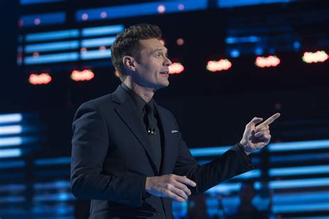 Ryan Seacrest on American Idol 2018! | Idol tv, American idol, American idol season 1