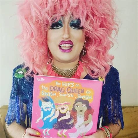 Drag Queen Story Hour For Your Kids – Drag Queens Galore