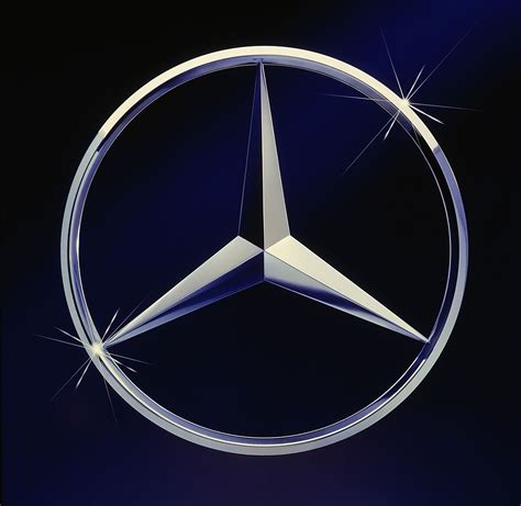 The True Story Behind the Mercedes-Benz Three-Pointed Star Photo Gallery (Mercedes-Benz-History ...