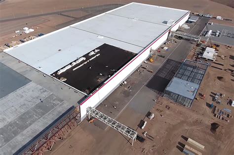 drone documents construction progress at tesla's gigafactory