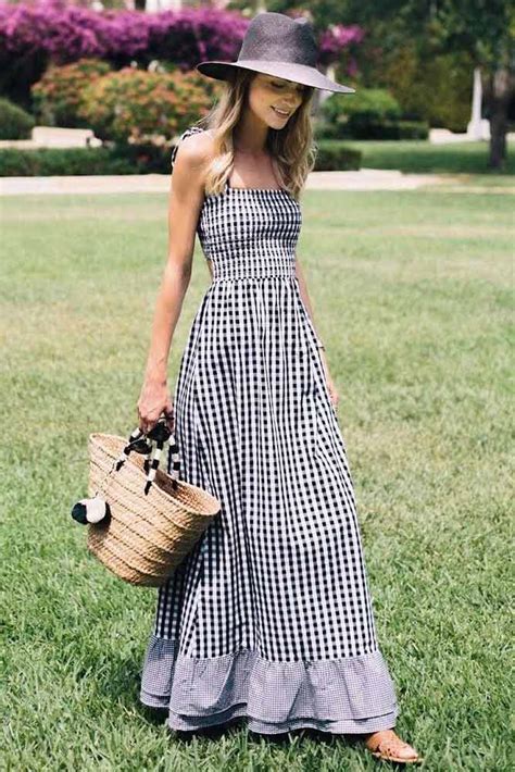 30 Smart Brunch Outfits to Dress-up for Weekend