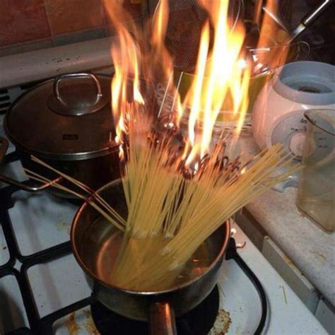 29 Hilarious Cooking Fails from People Who Should Be Banned from the Kitchen Forever