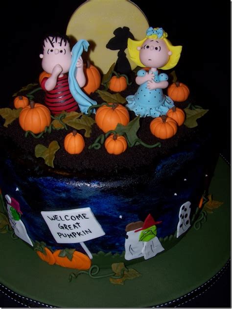 It's A Great Pumpkin Cake, Charlie Brown - Between The Pages Blog