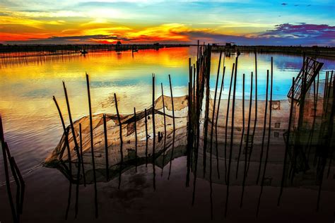 Sunrise Over The Lagoon Free Stock Photo - Public Domain Pictures