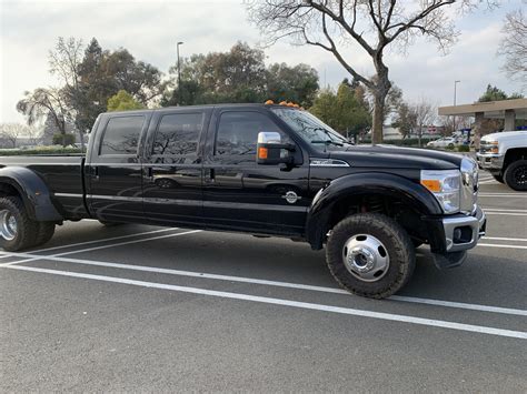 6 door F-350 King Ranch : r/FordTrucks