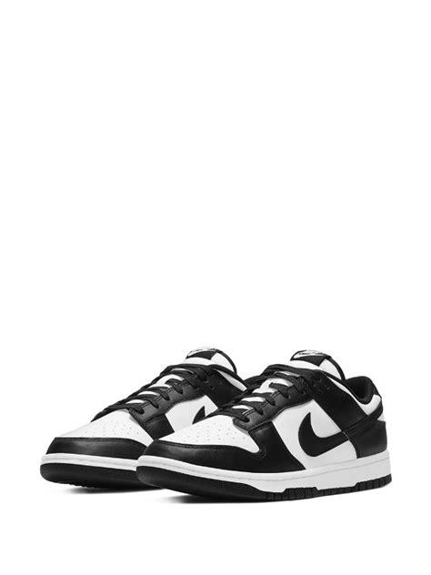 【カラー】 Nike Dunk Low "White/Black" ウィメンズ24.5cm のサイズ