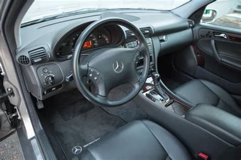 Benz C240 Interior